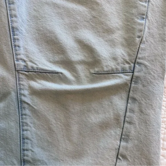 Good American Good 90s Light Wash Relaxed Jeans Size 8/29 Y2K Style Baggy Jeans - Picture 7 of 8